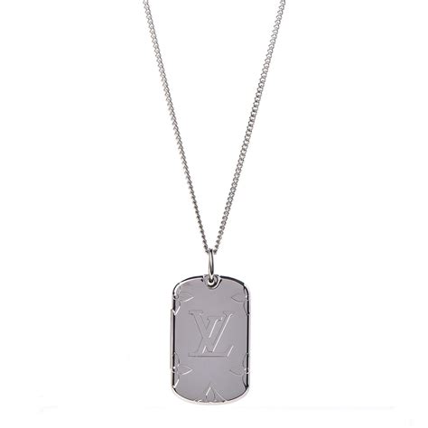 louis vuitton charm and pearl neckalce price|Louis Vuitton monogram locket necklace.